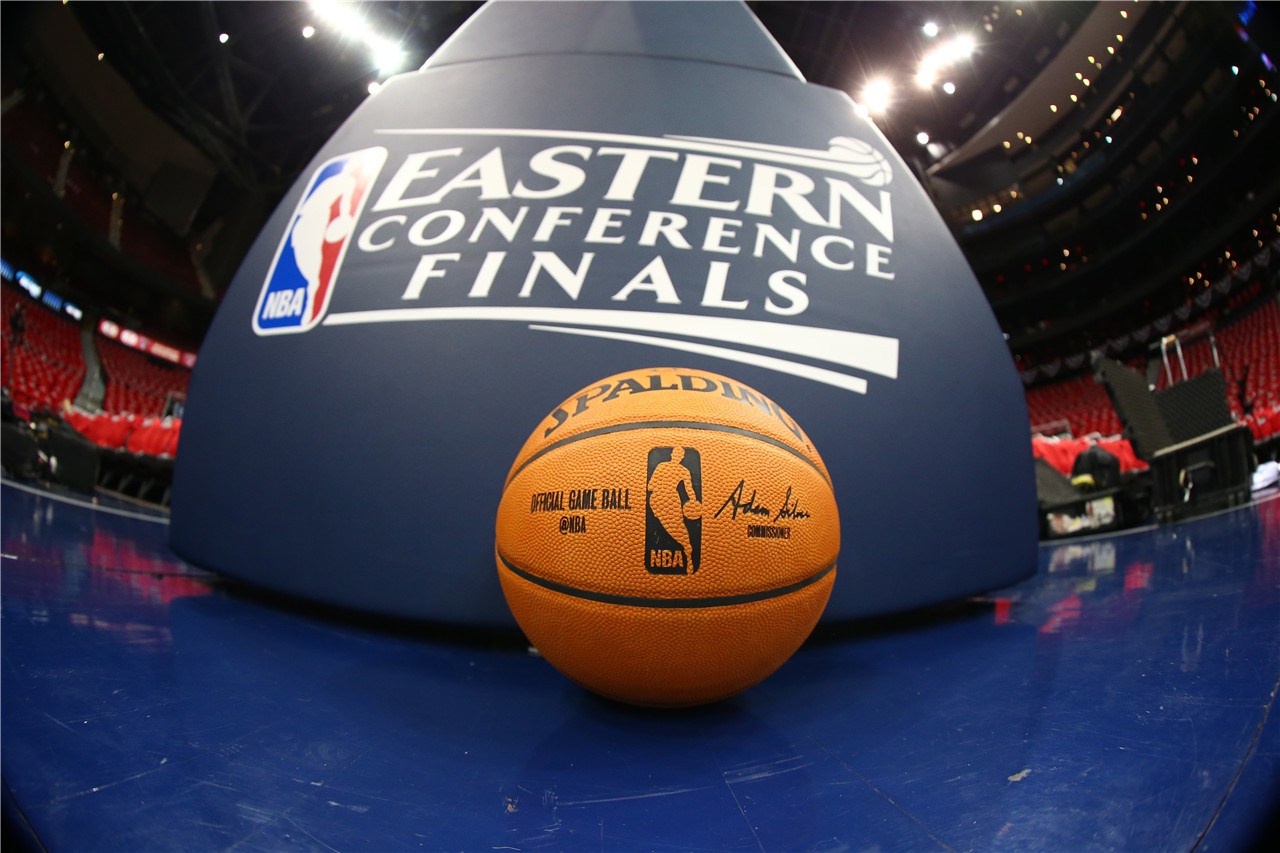 在限制对手 在限制对手