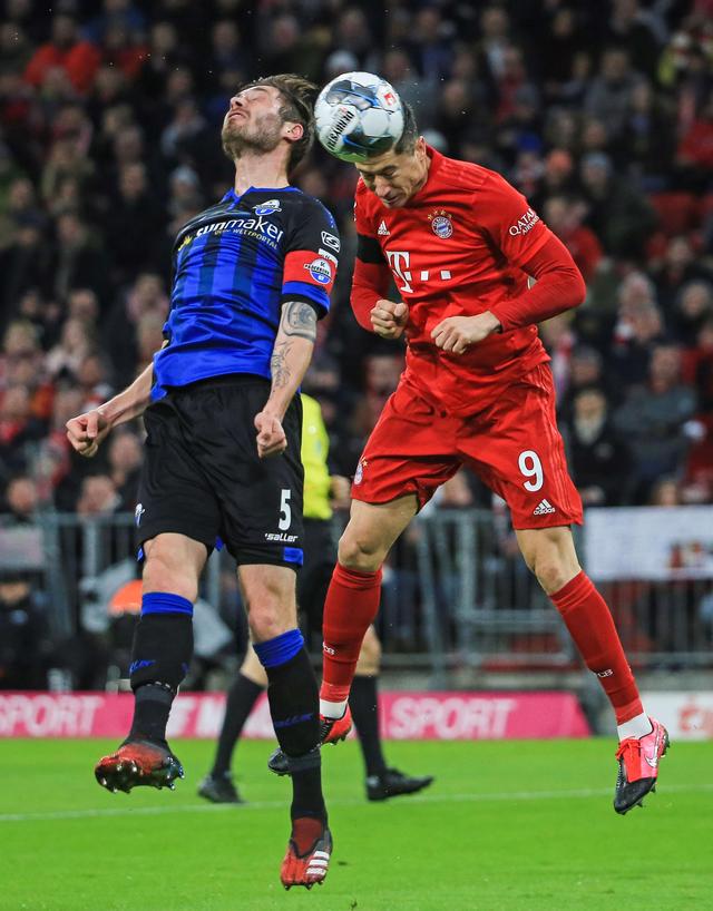 由效力多年 由效力多年