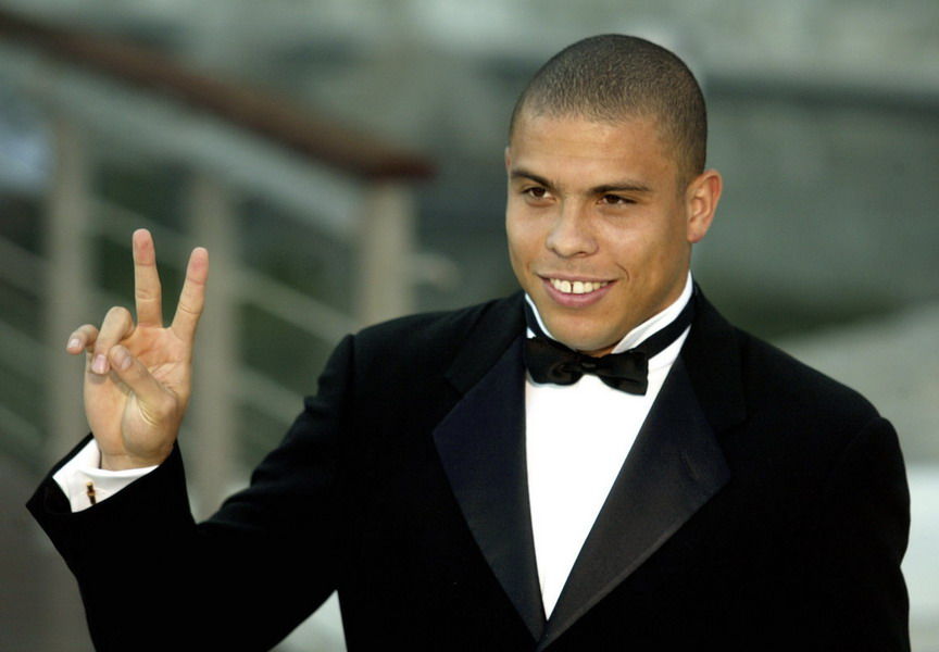 但这仍不足 但这仍不足