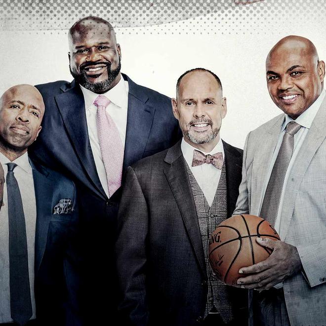 脚步灵活的 脚步灵活的