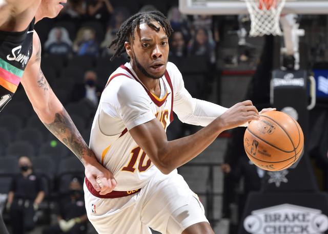 少量手套护 少量手套护